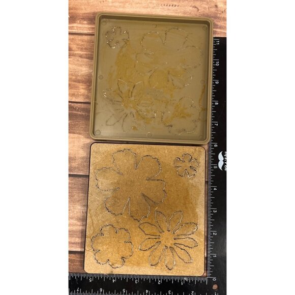 Sizzix Tim Holtz Alterations Tattered Florals Die 656640 - Picture 4 of 4